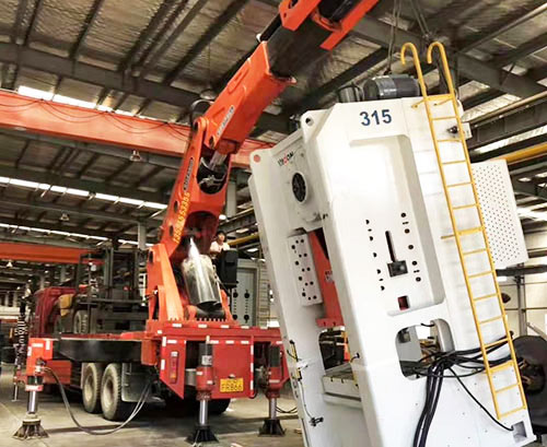 九所镇提升工作效率，选择优质折臂吊租赁服务